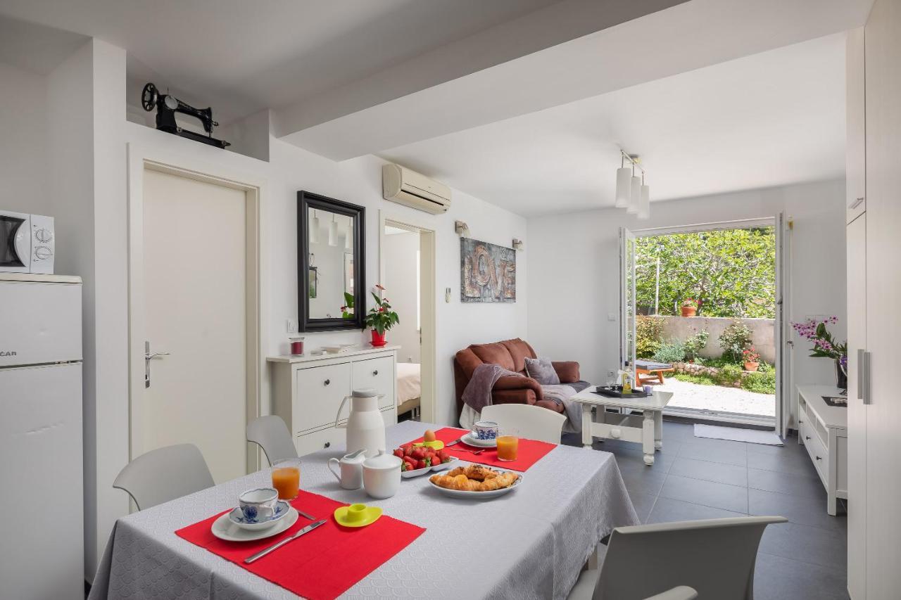 Seaside Apartment Kamelia Мимице Экстерьер фото